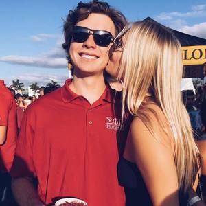 Meet your Posher, Sean